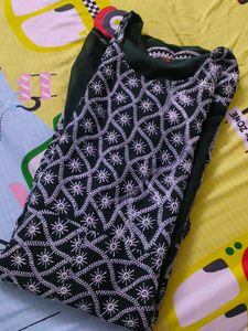 Elegant Embroidered Kurta