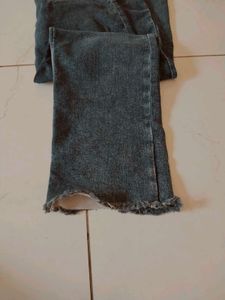 Straight Jeans