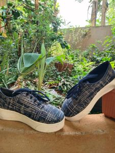 Comfortable Patterned Sneakers