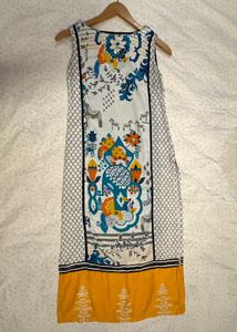 W Sleeveless KURTA