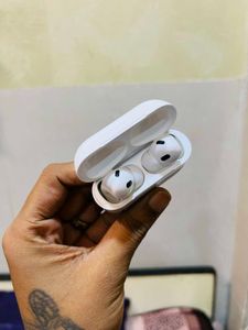Earbuds ✨