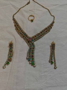 Necklace Set With A Ring