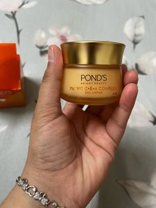 📦pond’s bright beauty hamper📦