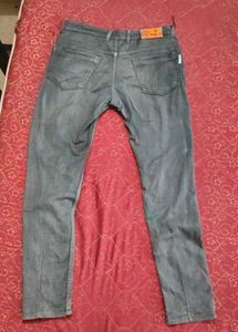 Stylish Grey Jeans