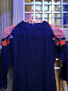 Women Black Rayon Kurta