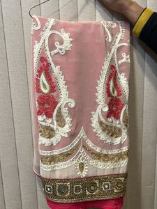 Beautiful Saree With Heavy Border