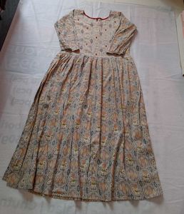 Nayara Cut Kurti