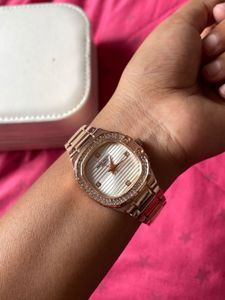 Elegant Rose Gold Women's Watch