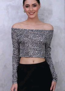 Chic Animal Print Off-Shoulder Top