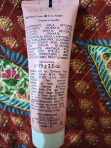 Glow Essentials Hand Cream with Vitamins E &amp; B3
