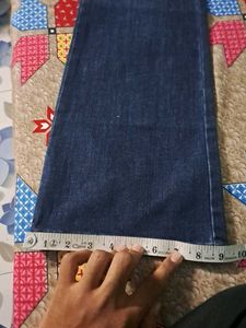 Levi&#39;s bootcut jeans dark blue colour