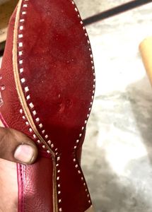 Maroon Ethnic Jutti