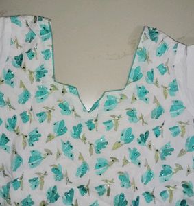 Kurti In Combo