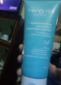 Dot & Key Gentle Face Wash