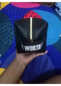 Loreal Paris I Am Worth Cube Pouch