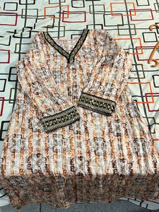 Beautiful  Kurta With Black Velvet Lace