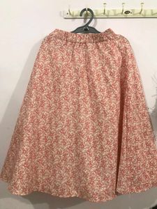 Pink floral Skirt 🩷😻