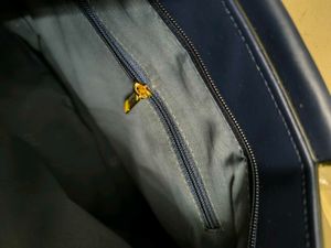 Slingbag (New With Tag)