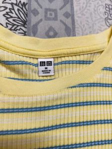 Uniqlo Women Yellow Ribbed Striped Crop Top
