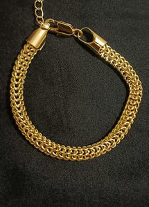 ✨ Elegant Anti-Tarnish Gold-Tone Chain Bracelet ✨