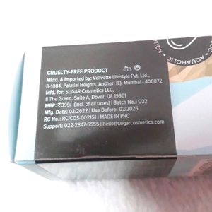 SUGAR Aquaholic Pore Scrub