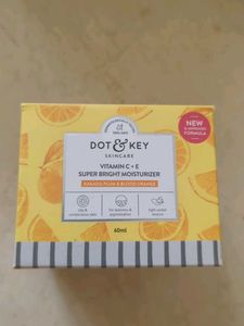 Dot & Key Vitamin C+E Moisturizer