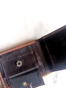 Men&#39;s Wallet.... In Totally Good Condition