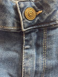 I Am Selling A Good Jeans For Reasonable Price