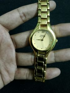 NEW NO USED 23.GOLD PLATETED HMT WATER RESISTANT WATCH FOR GIRLS &amp; WOMAN&#39;S.