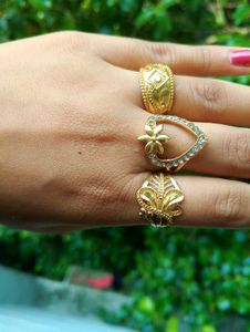 Gold Ring Set