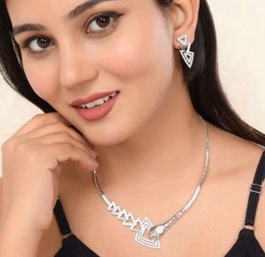 Silver Fusion Ad Necklace Set