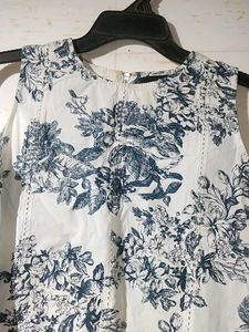 Flared Top.