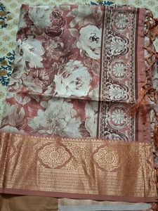 Floral digital Print  silk saree with zari border