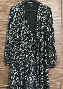 Brand New MAX-KALKI Wrap Dress