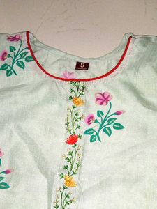 Elegant Kurta Set (Size - S-small)