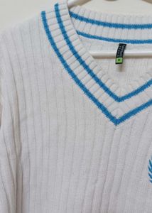 White Aesthetic Sweater