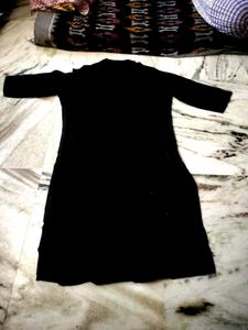 Black Embroidered Kurta