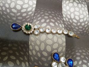 Beautiful Blue Heavy NeKlace