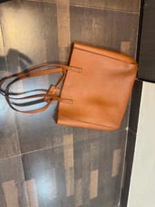 Good Looking Hand Bag