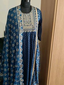Elegant Blue Kurta Set