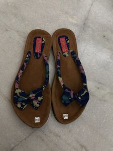 New Stylish Flipflops