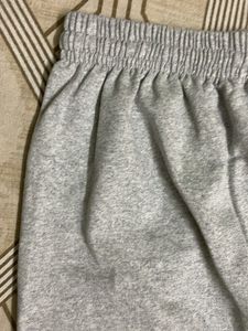 Women’s Loose Fit Capri Pants