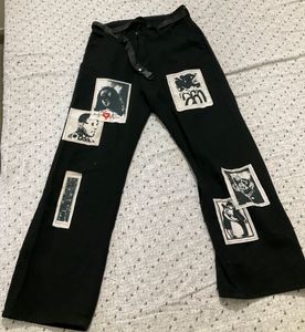 Graphic Print Jeans