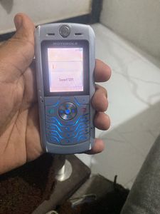 Motorola L6