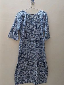 Kurti Women