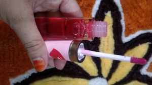Lip Plumping Gloss