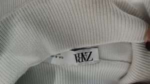 White Long Sleeve Crop Top