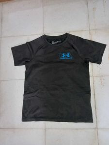 Under Armour T-Shirt