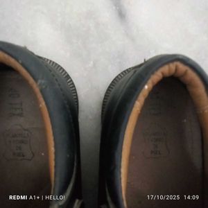 100% Genuine Leather Black Casual Shoes