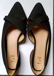 Black Flat Pump shoe